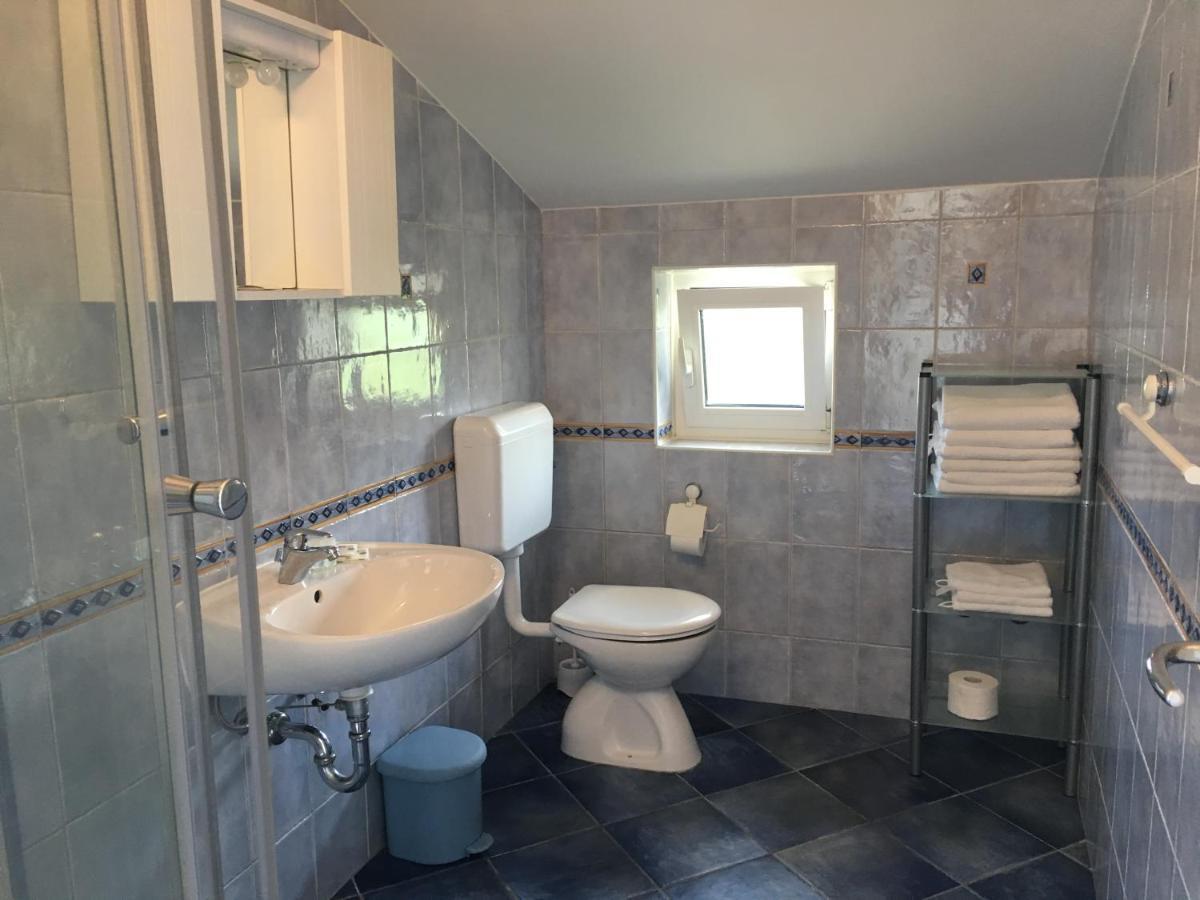 Apartments Mikelic Kampor Εξωτερικό φωτογραφία