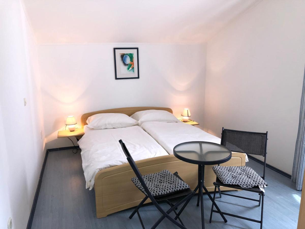 Apartments Mikelic Kampor Εξωτερικό φωτογραφία